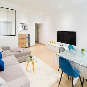 Jardin Des Muses - 2 Pieces - Parking Carre D'or Apartment